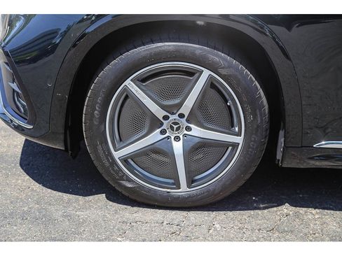 Certified 2023 Mercedes-Benz EQS 580 4MATIC SUV image 9