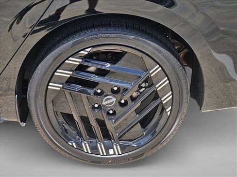 Used 2026 Nissan Sentra SR w/ Floor Mat Package FWD image 20