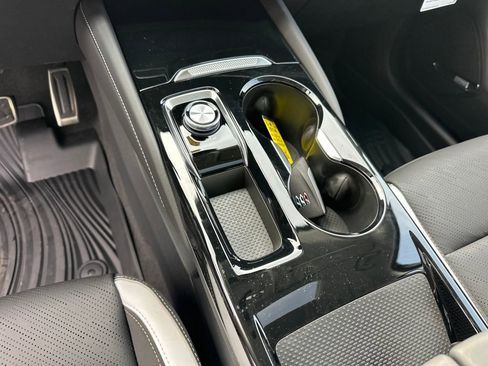 New 2026 Buick Envision Sport Touring image 23