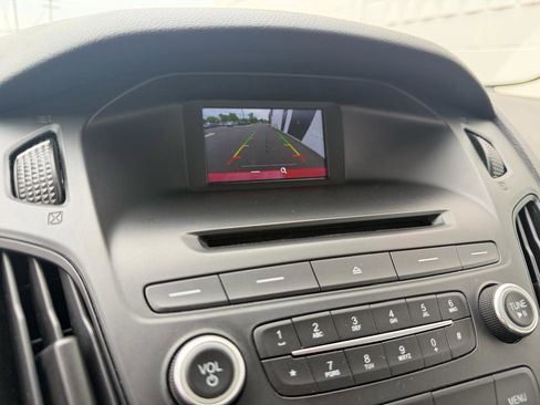 Used 2016 Ford Focus SE FWD image 13