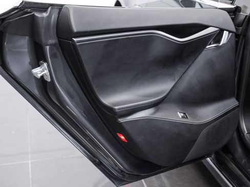 Used 2018 Tesla Model S 75D image 49