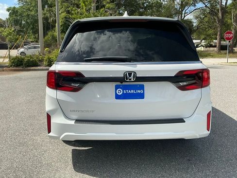 New 2026 Honda Odyssey EX-L image 6