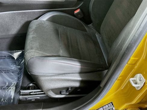 Used 2024 Dodge Hornet R/T Plus image 25