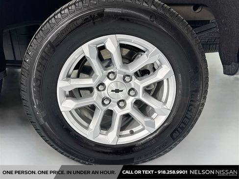 Used 2025 Chevrolet Silverado 1500 RST w/ LPO, Dark Essentials Package RWD image 31