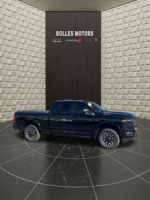 Used 2025 RAM 2500 Limited AWD/4WD image 3