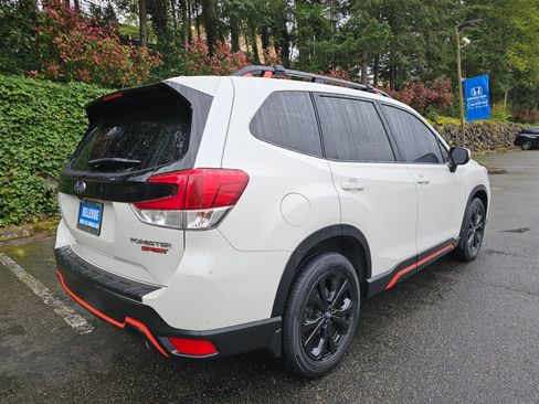 Used 2019 Subaru Forester Sport AWD/4WD image 7