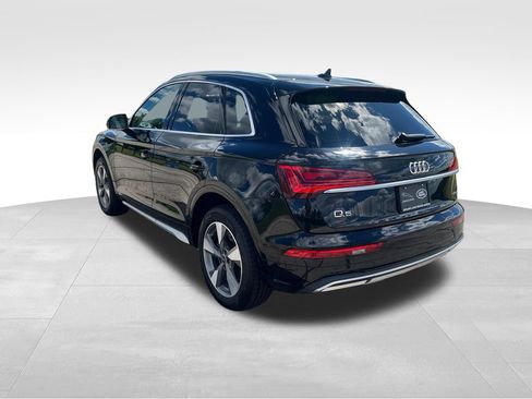 Used 2022 Audi Q5 2.0T Premium Plus w/ Premium Plus Package AWD/4WD image 3