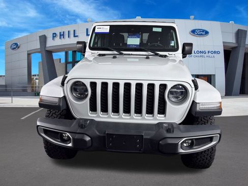 Used 2020 Jeep Gladiator Overland AWD/4WD image 8