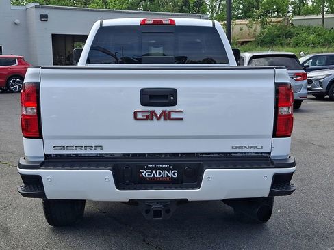 Used 2019 GMC Sierra 2500 Denali w/ Duramax Plus Package AWD/4WD image 6