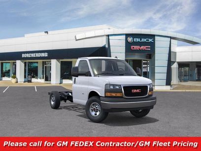 New 2025 GMC Savana 3500 w/ Power Convenience Package