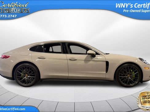 Used 2018 Porsche Panamera 4S AWD/4WD image 4