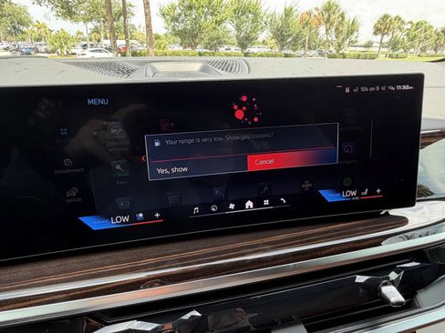 New 2027 BMW X7 M60i AWD/4WD image 29