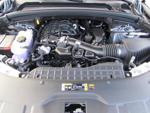 New 2025 Jeep Grand Cherokee Laredo image 9