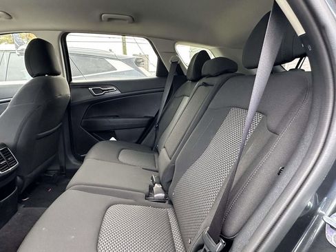 Certified 2024 Kia Sportage LX image 14