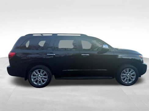 Used 2011 Toyota Sequoia Platinum AWD/4WD image 7