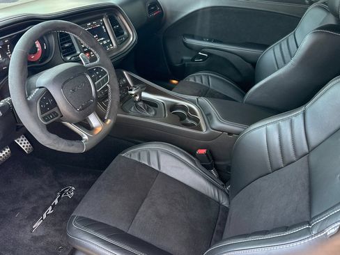 Used 2023 Dodge Challenger SRT Hellcat RWD image 10