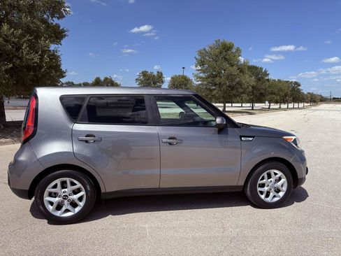 Used 2019 Kia Soul FWD image 50