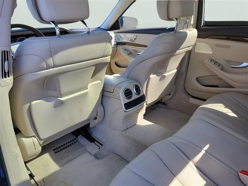 Used 2015 Mercedes-Benz S 550 Sedan w/ Premium 1 Package image 10