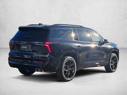 New 2026 Chevrolet Traverse RS image 2