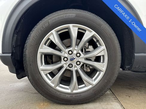 Used 2024 Ford Explorer XLT w/ Equipment Group 202A image 14