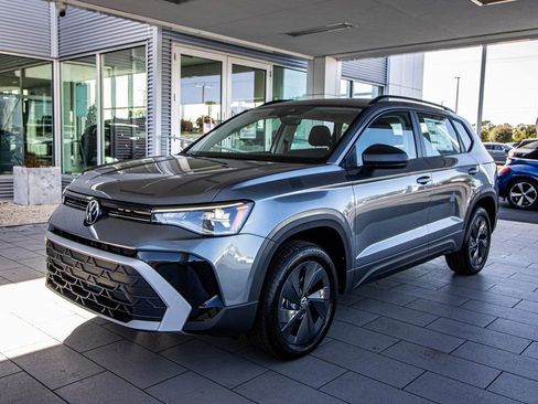 New 2026 Volkswagen Taos S FWD image 10