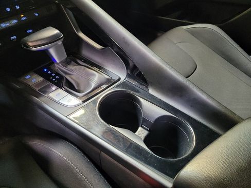 Used 2023 Hyundai Elantra SEL w/ Convenience Package FWD image 26