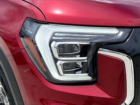Used 2026 GMC Terrain Elevation w/ Elevation Premium Package FWD image 27