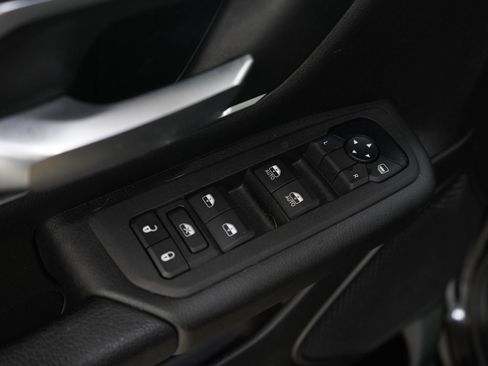 Used 2025 RAM 1500 Big Horn AWD/4WD image 19