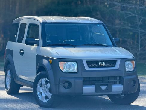 Used 2005 Honda Element EX image 2