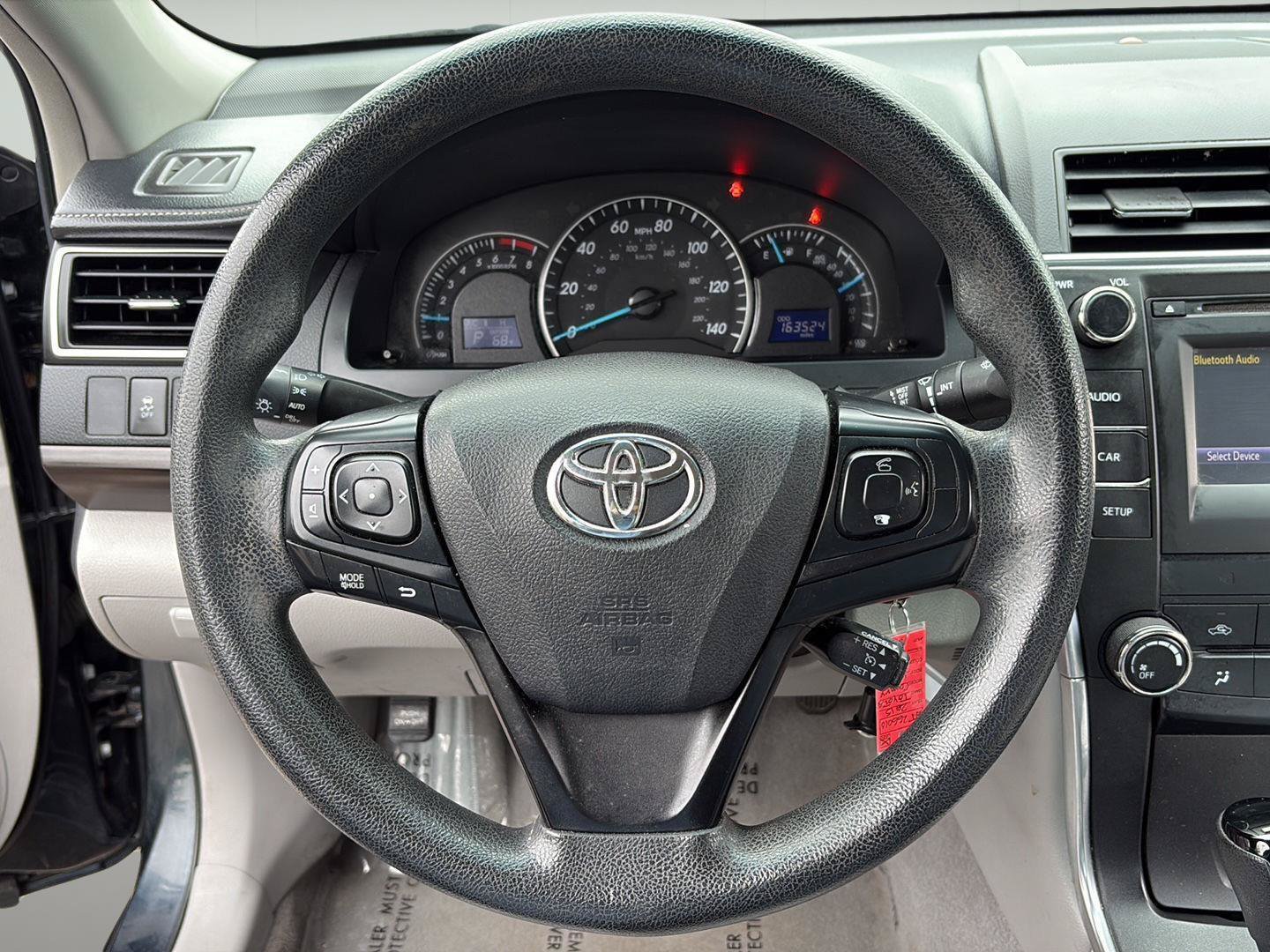 Used 2015 Toyota Camry FWD image 6