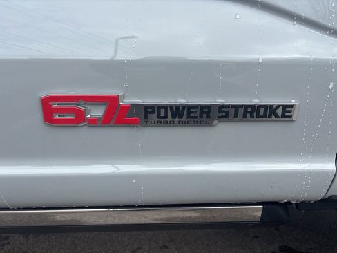 New 2026 Ford F350 Lariat w/ Chrome Package image 13