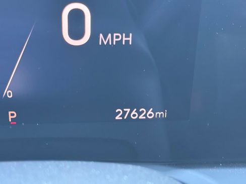 Used 2024 Buick Encore GX Sport Touring image 19