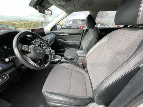Used 2023 Kia Seltos S w/ Navigation Package image 28