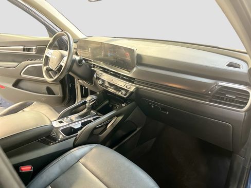 Used 2023 Kia Telluride S AWD/4WD image 28