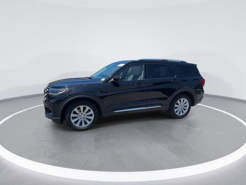 Certified 2025 Ford Explorer Platinum w/ LUX Leather Package AWD/4WD image 3