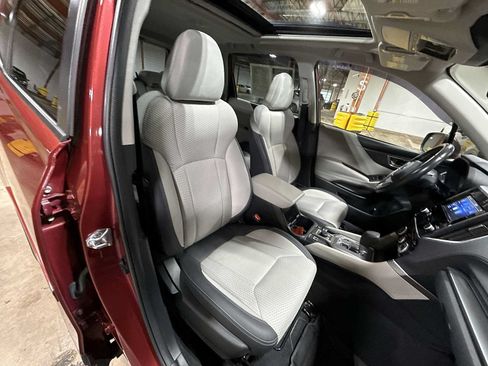 Used 2023 Subaru Forester Premium AWD/4WD image 16