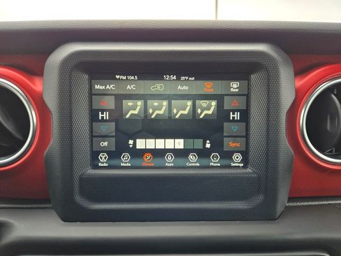 Used 2021 Jeep Wrangler Unlimited Rubicon image 22