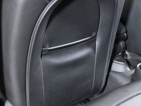 Used 2015 MINI Cooper 4-Door Hardtop FWD image 29