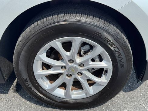 Used 2021 Chevrolet Equinox LT w/ Driver Convenience Package AWD/4WD image 61