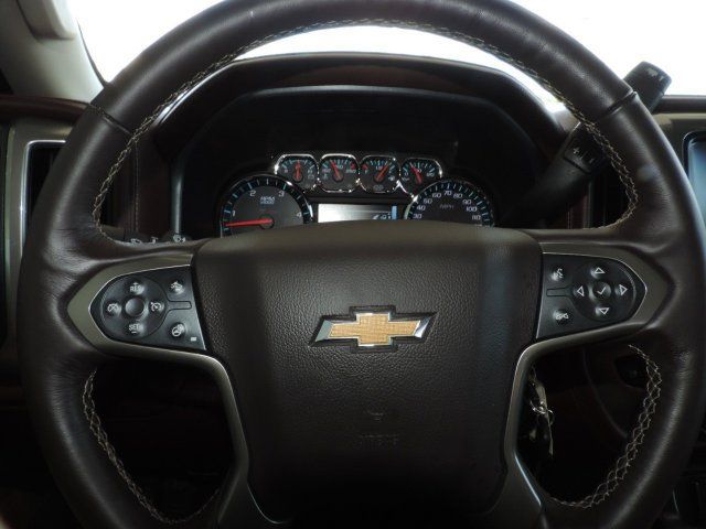 Used 2018 Chevrolet Silverado 2500 High Country w/ Duramax Plus Package AWD/4WD image 28