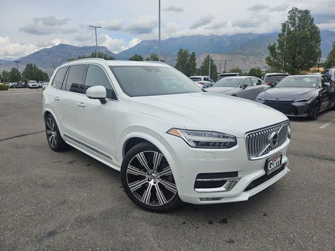 Used 2020 Volvo XC90 T6 Inscription w/ Protection Package AWD/4WD image 3
