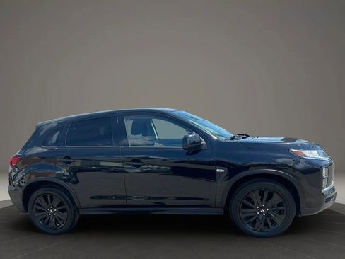 Used 2021 Mitsubishi Outlander Sport ES FWD image 4