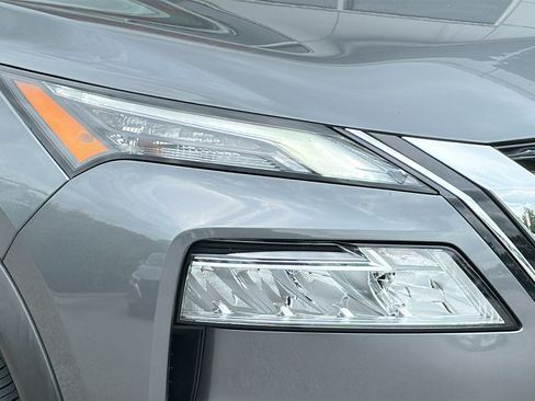 Certified 2023 Nissan Rogue SV w/ SV Premium B Package AWD/4WD image 4