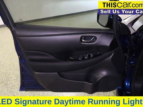 Used 2022 Nissan Leaf SV w/ SV Technology Package image 23