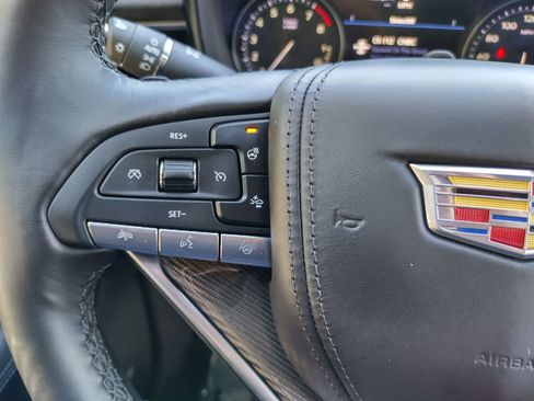 Certified 2025 Cadillac XT6 Premium Luxury w/ Platinum Package image 21