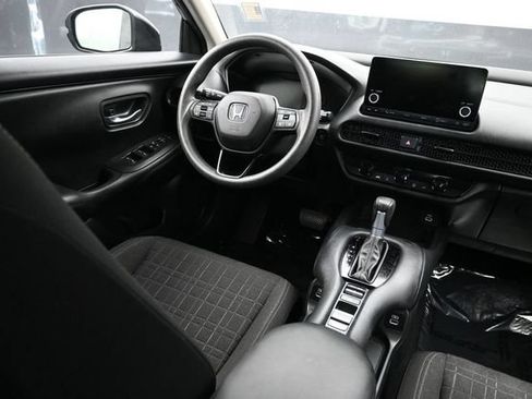 Certified 2023 Honda HR-V LX image 10