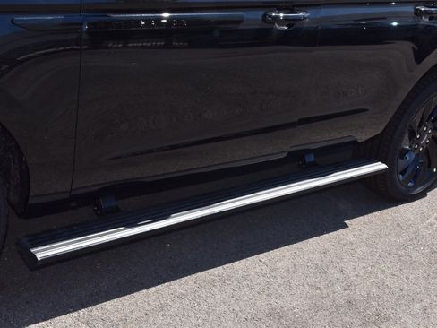 New 2025 Lincoln Navigator Reserve w/ Jet Appearance Package image 40