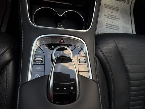 Used 2018 Mercedes-Benz S 560 Sedan image 34