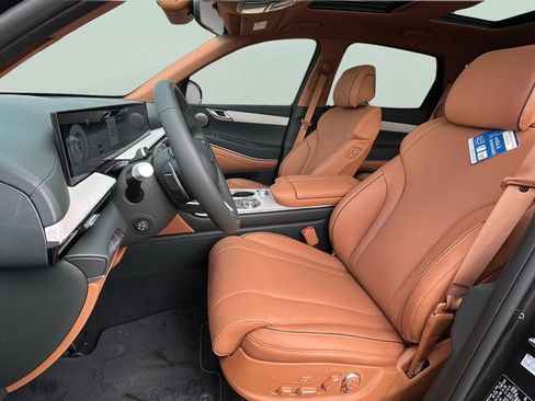 New 2026 Genesis GV80 2.5T Prestige AWD/4WD image 13