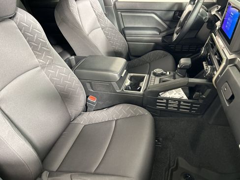 New 2026 Toyota Tacoma SR5 image 25